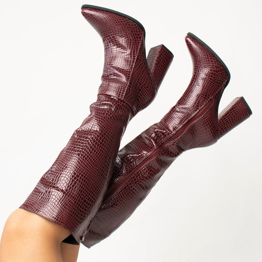 BOOTS 1111 (7 1/2)
