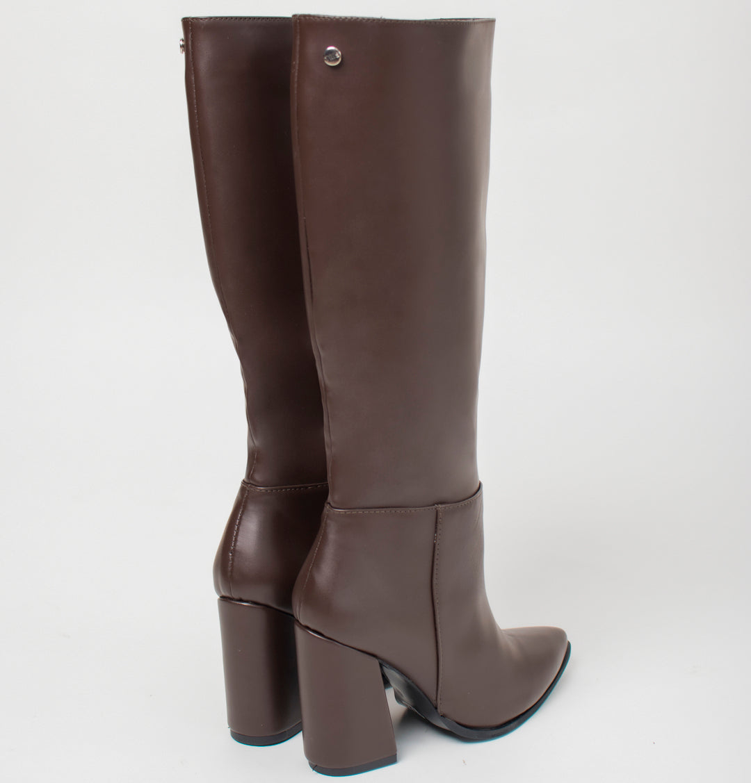 BOOTS 1201 (7 1/2)