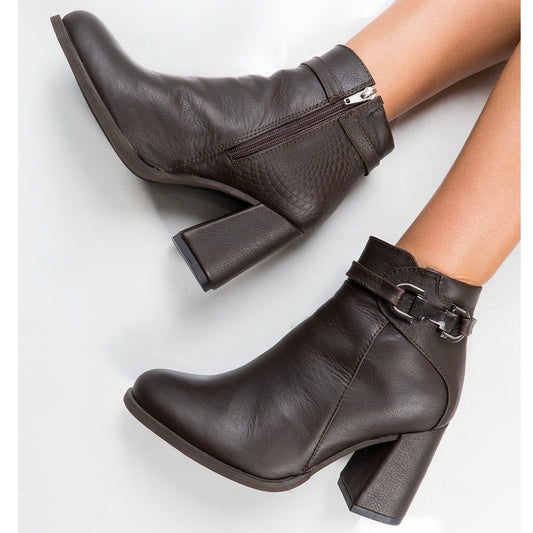 BOOTS 719