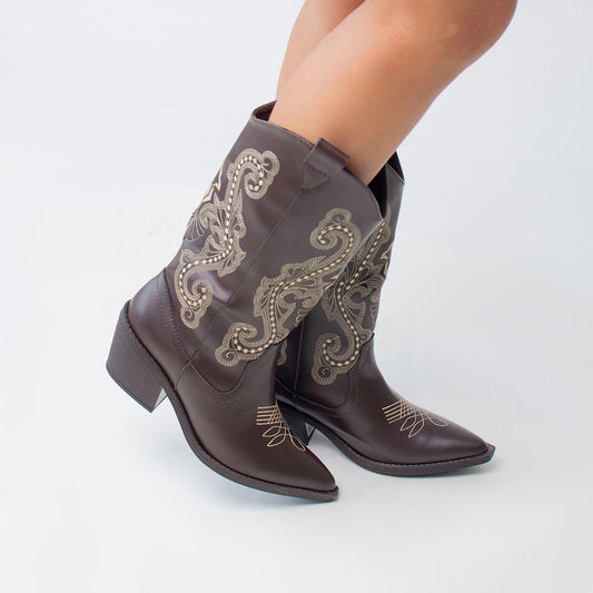 BOOTS 8121