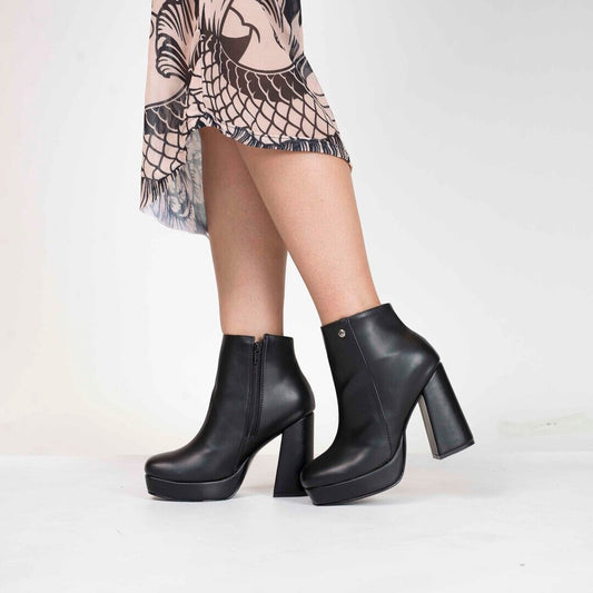 BOOTS 1133