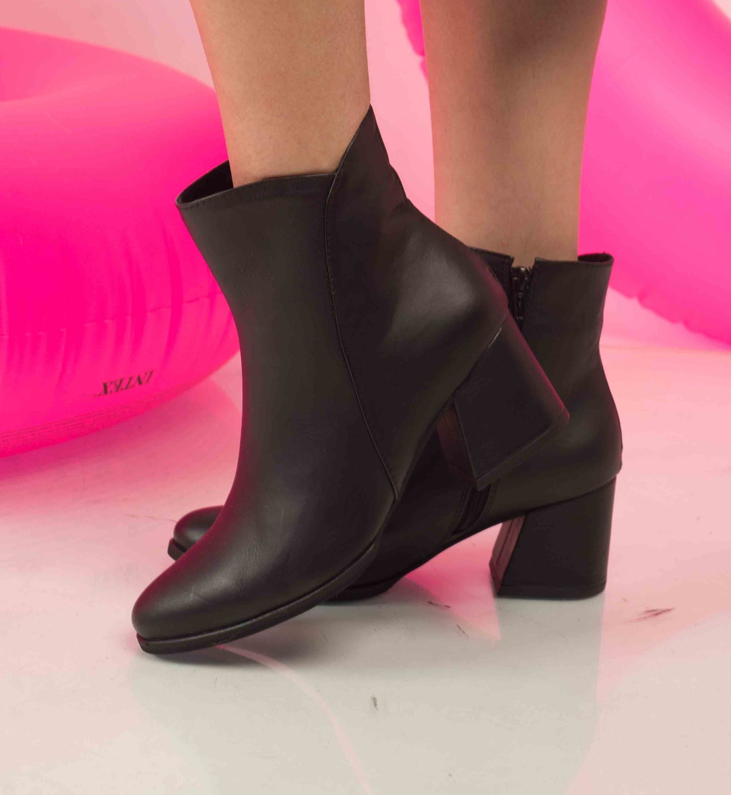BOOTS 023