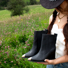 Cargar imagen en el visor de la galería, BOOTS 1157
