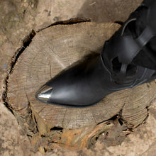 Cargar imagen en el visor de la galería, BOOTS 1228
