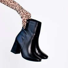 Cargar imagen en el visor de la galería, BOOTS 1004
