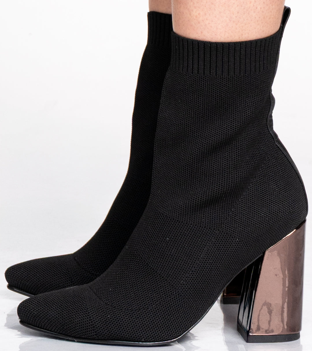 BOOTS 1094 (7 1/2)