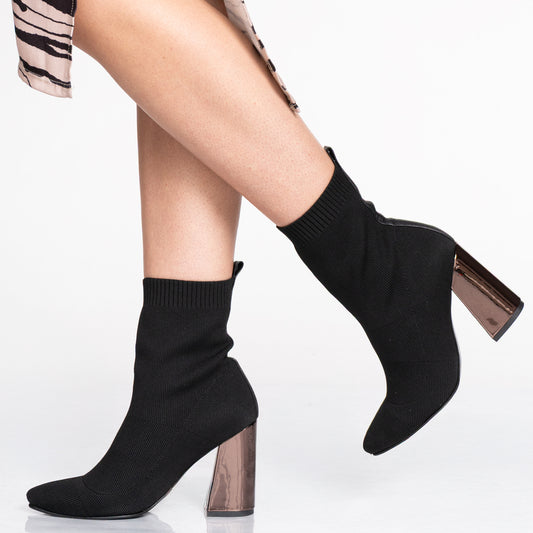 BOOTS 1094 (7 1/2)
