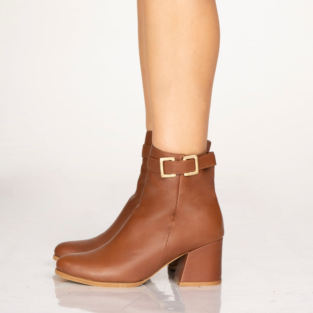 BOOTS 067
