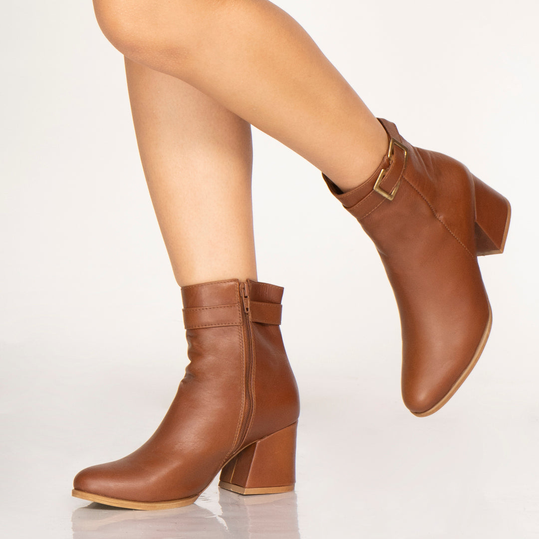BOOTS 067