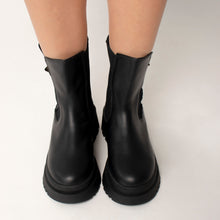 Cargar imagen en el visor de la galería, BOOTS FLORENCIA
