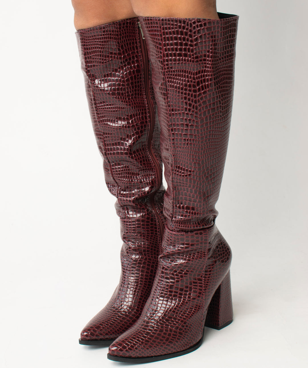 BOOTS 1111 (7 1/2)