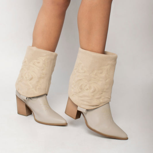 BOOTS 1226B