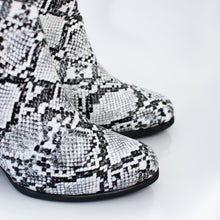 Cargar imagen en el visor de la galería, BOOTS 860 PITON
