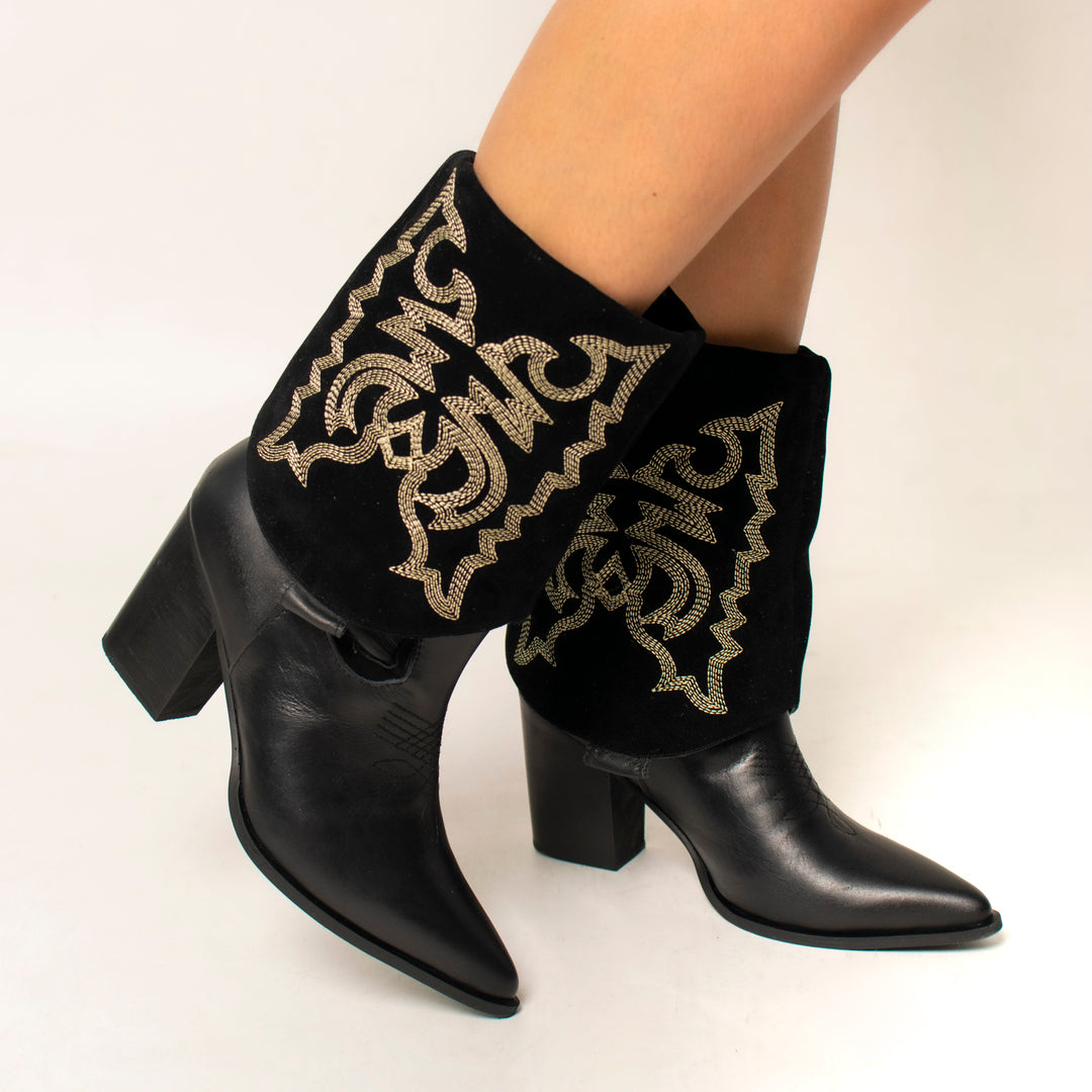 BOOTS 1226B