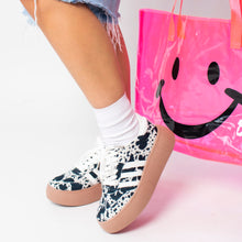 Cargar imagen en el visor de la galería, TENNIS SAM COW
