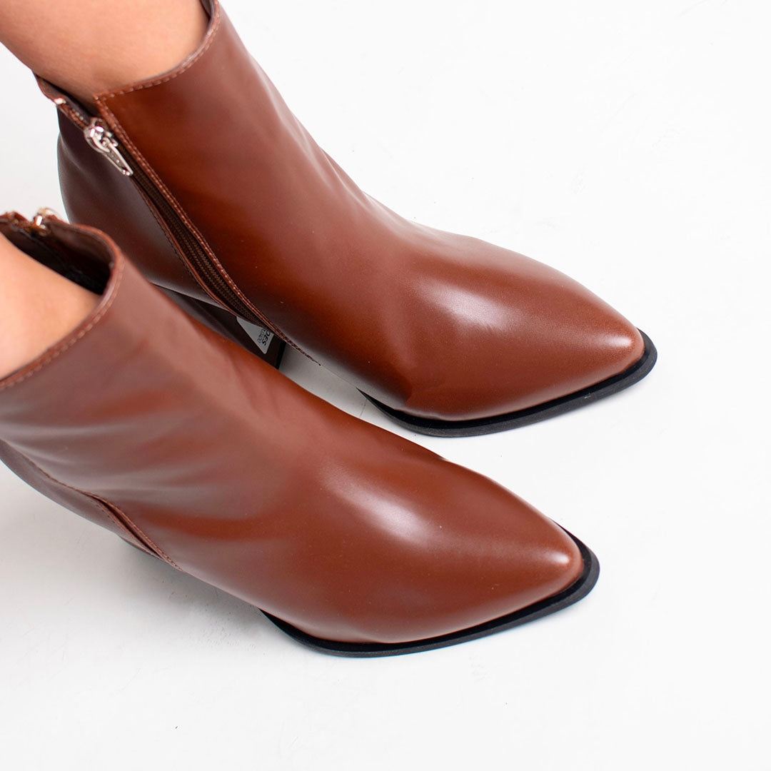 BOOTS 1151