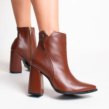 Cargar imagen en el visor de la galería, BOOTS 1151
