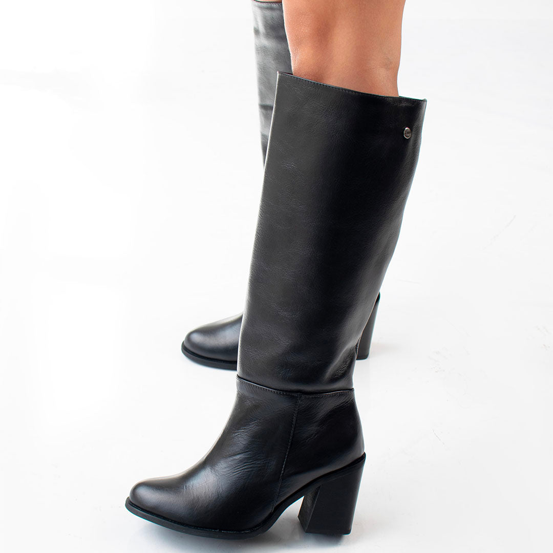 BOOTS 1232