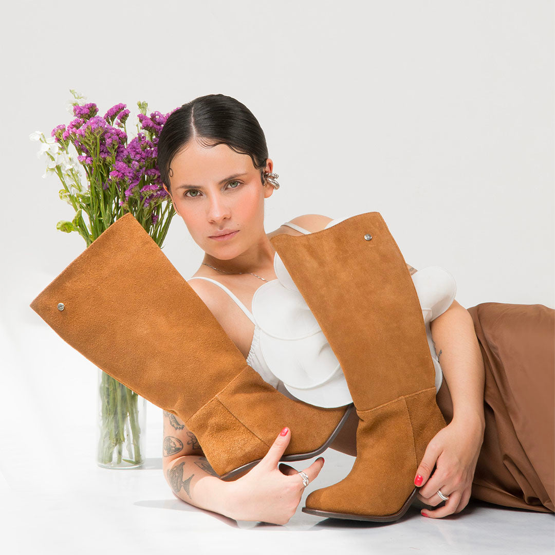 BOOTS 1232