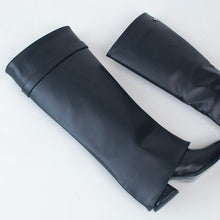 Cargar imagen en el visor de la galería, BOOTS 1201 CAPA / SOLAPA
