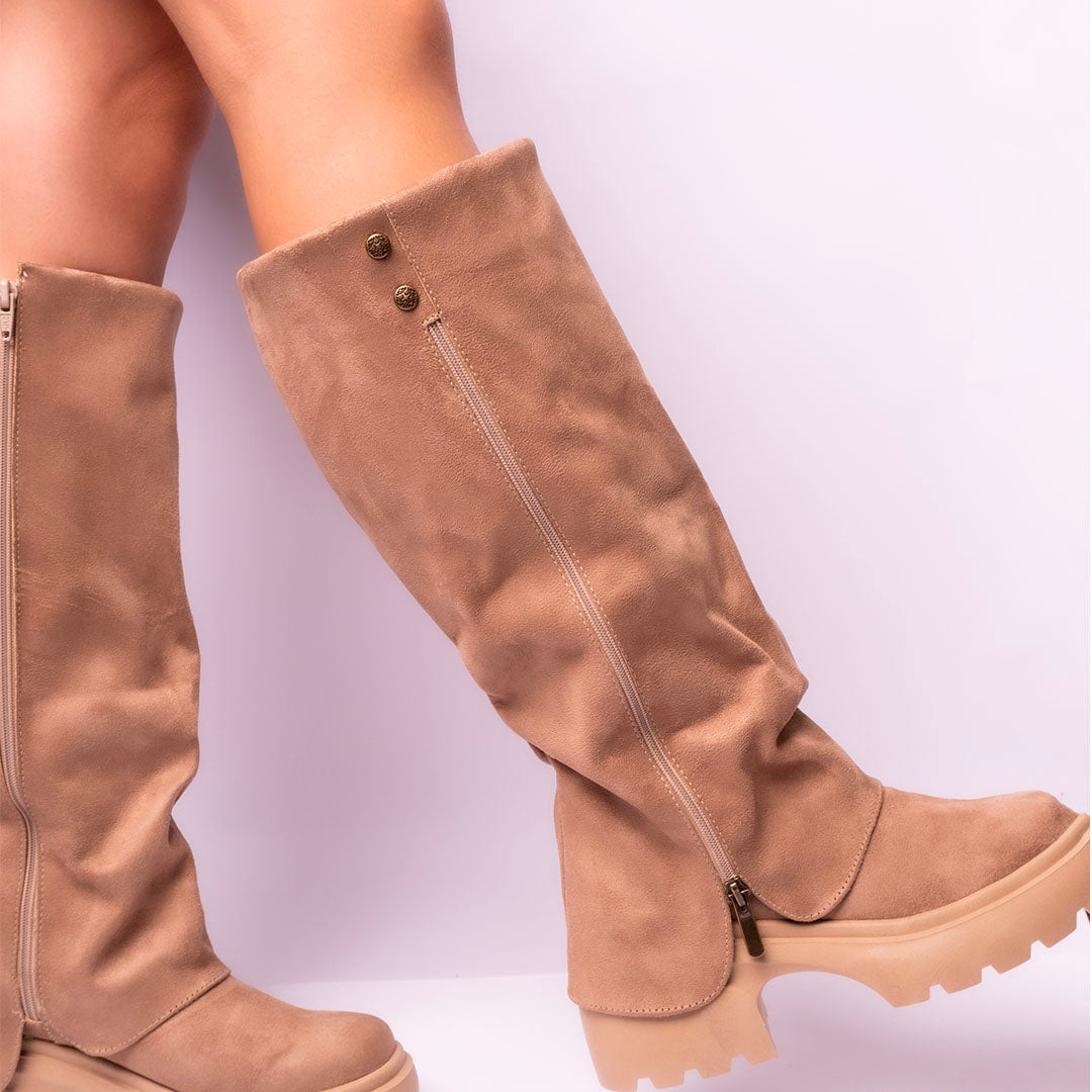 BOOTS 762