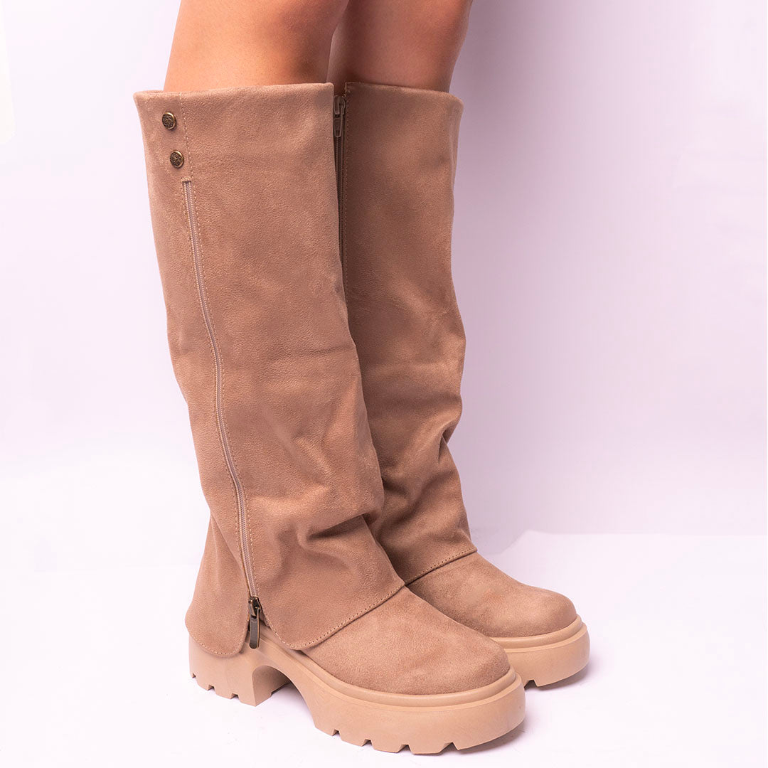 BOOTS 762