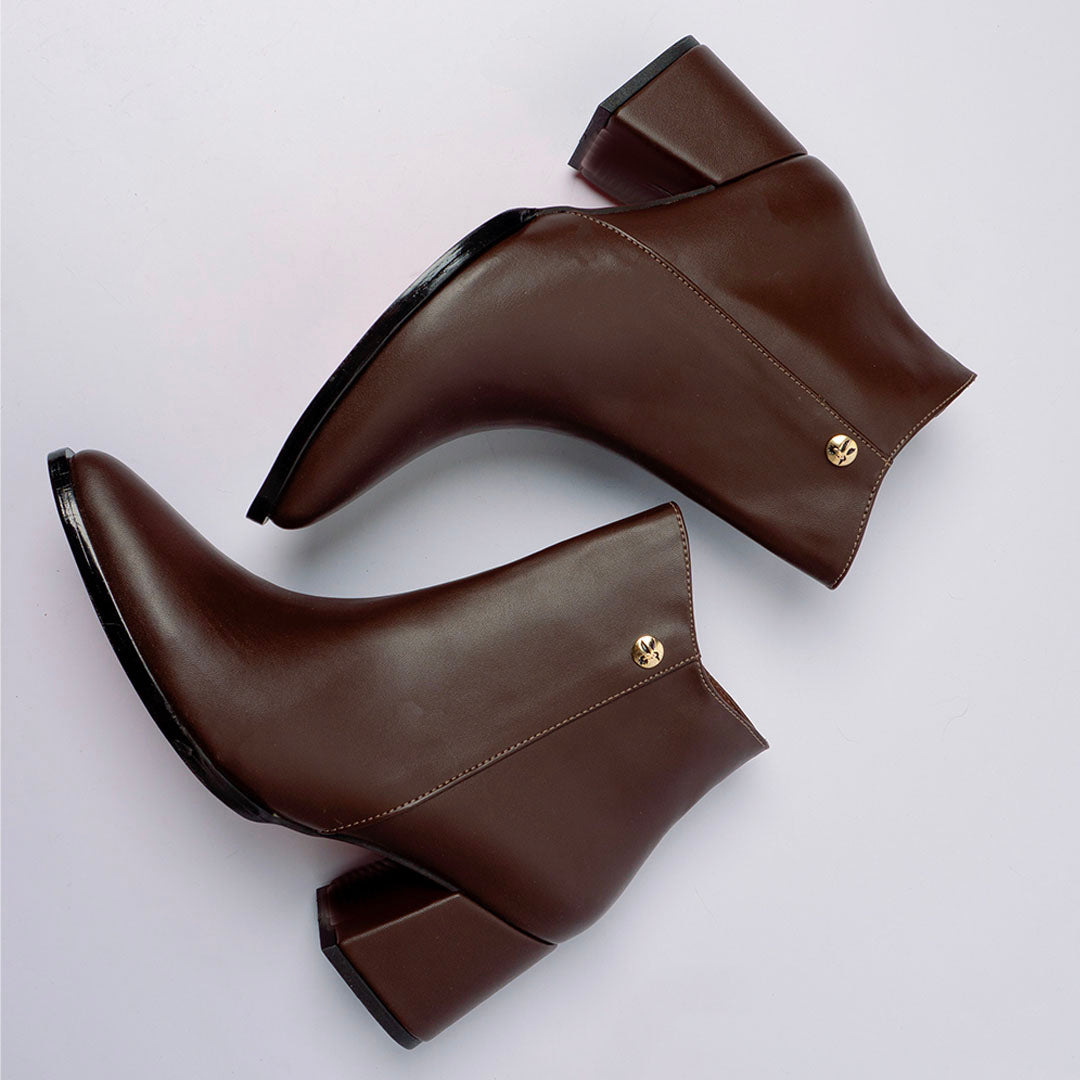 BOOTS 5011