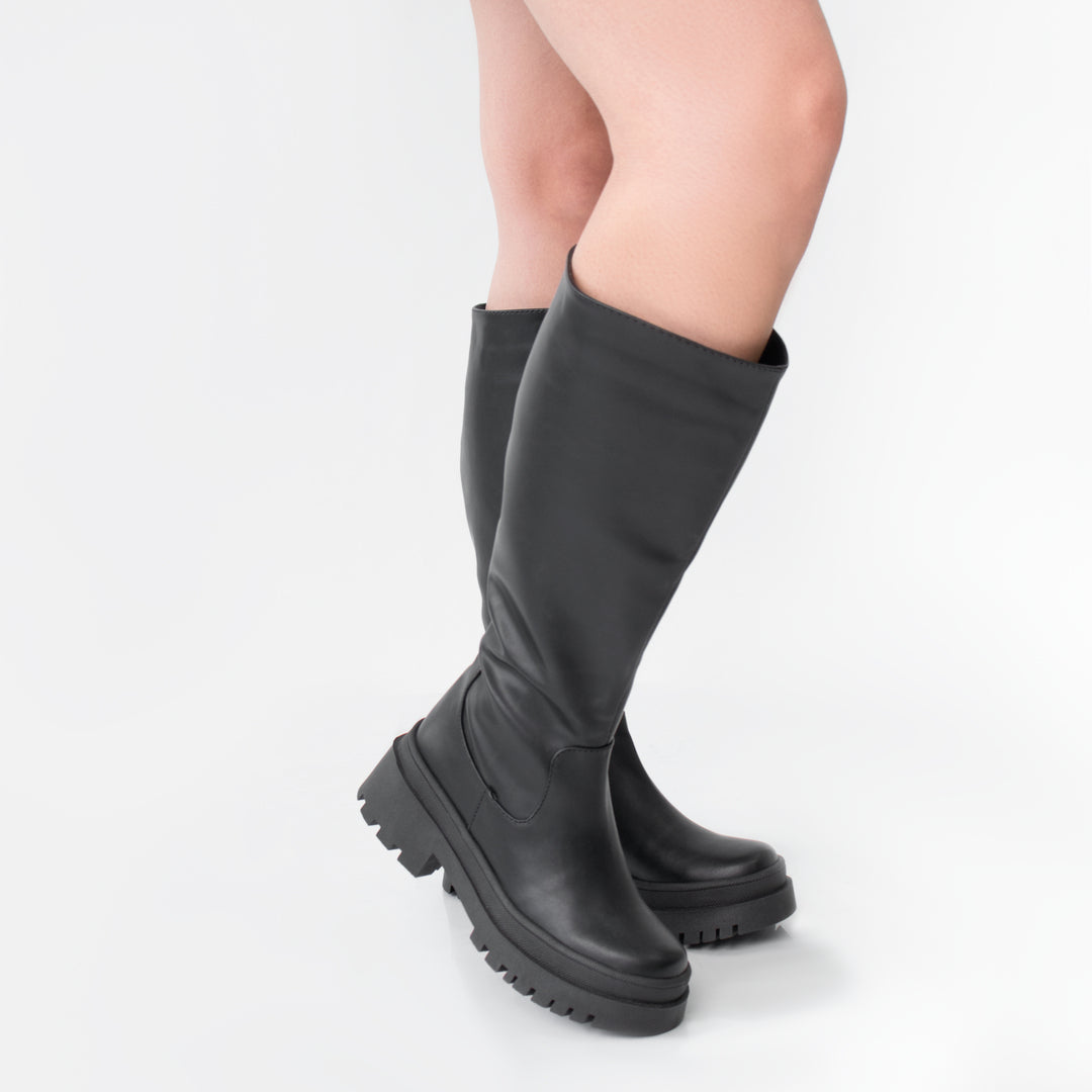 BOOTS 770