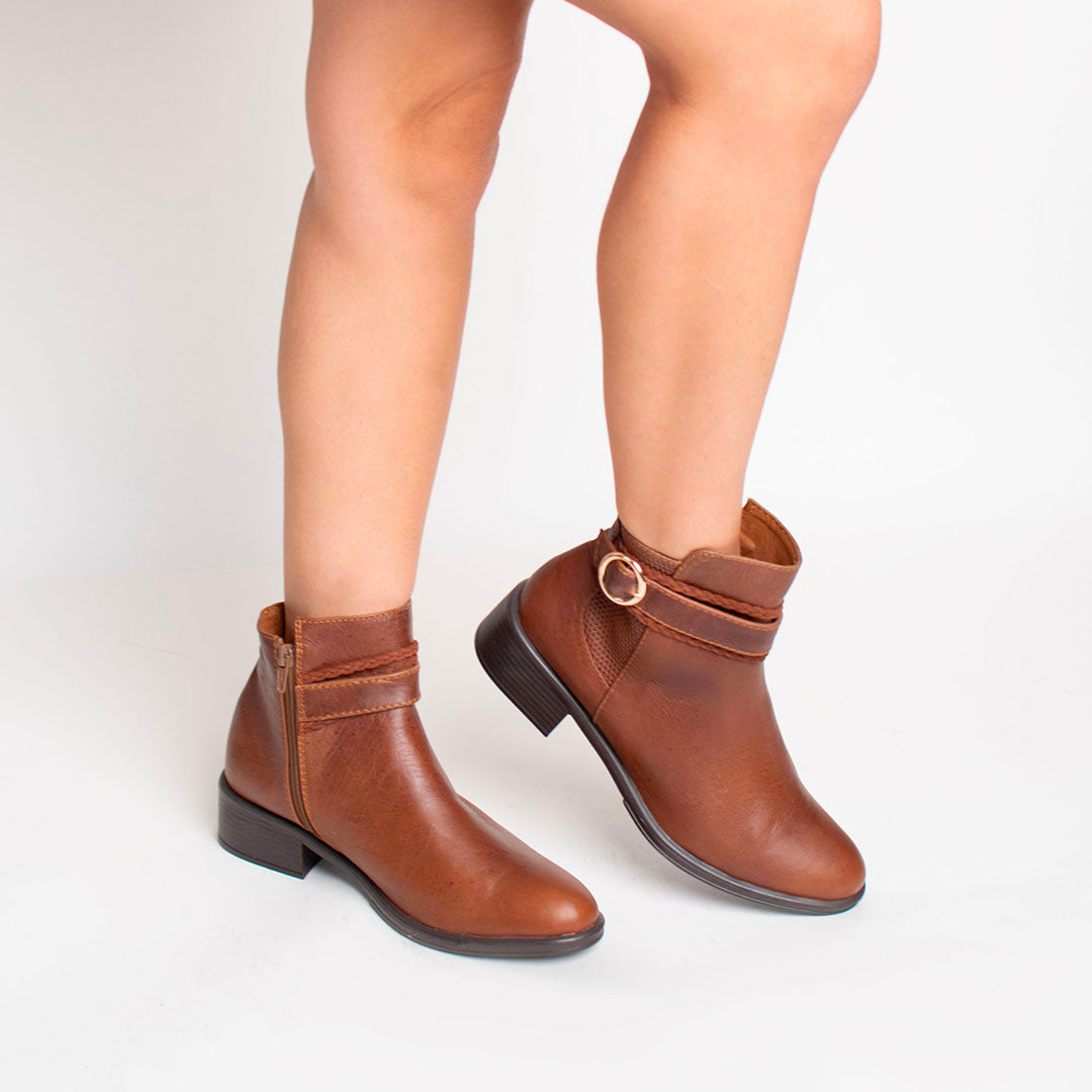BOOTS 1816 (3 1/2)