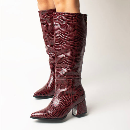 BOOTS 1111 (5 1/2)