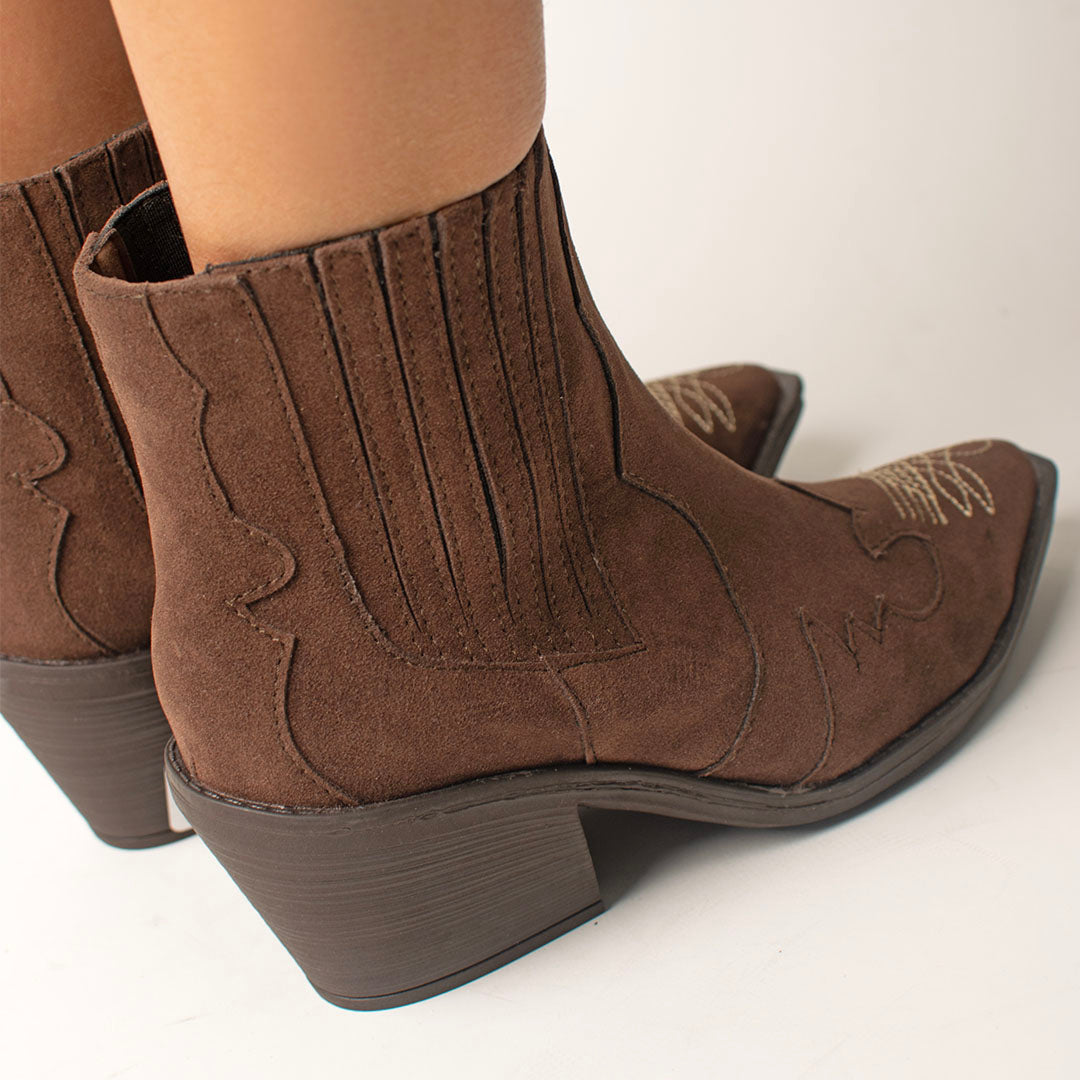 BOOTS 1125