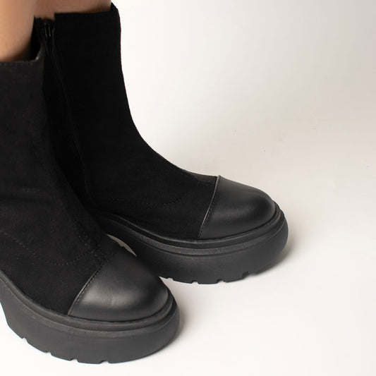 BOOTS 1046