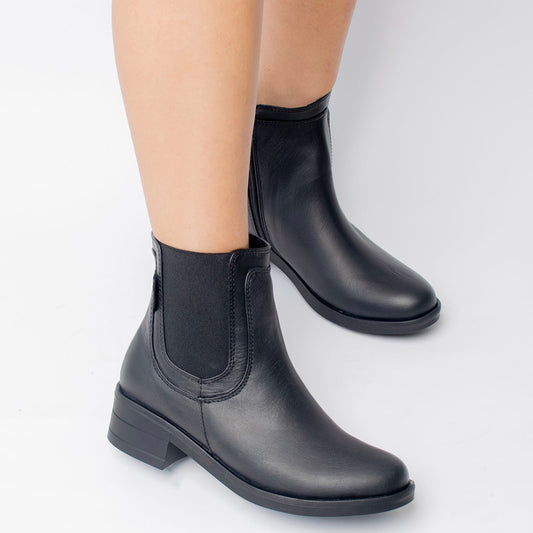 BOOTS THALIA