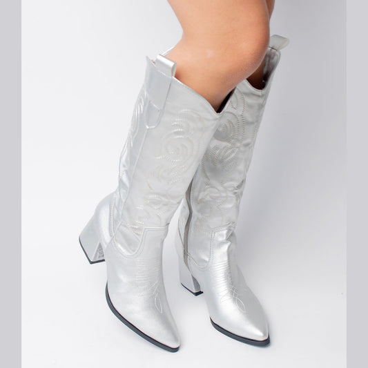 BOOTS 1223