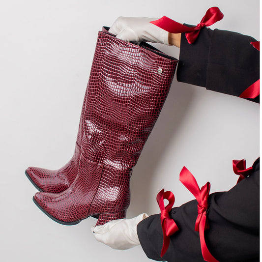 BOOTS 1111 (5 1/2)