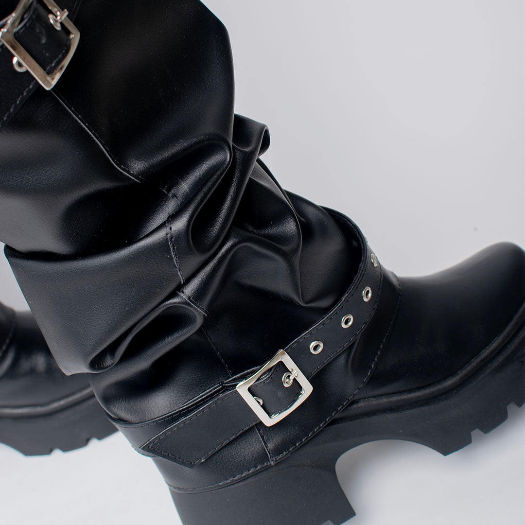 BOOTS 1252