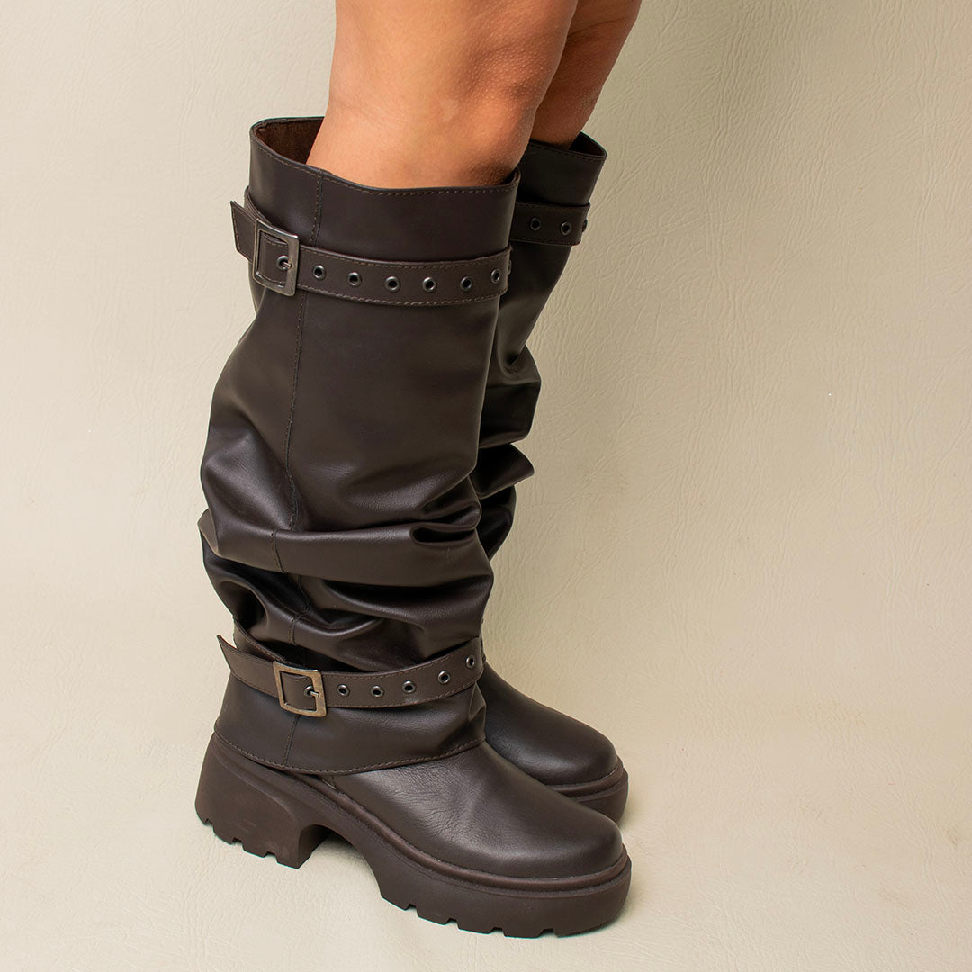 BOOTS 1252