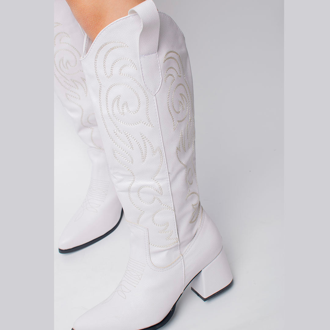 BOOTS 1223