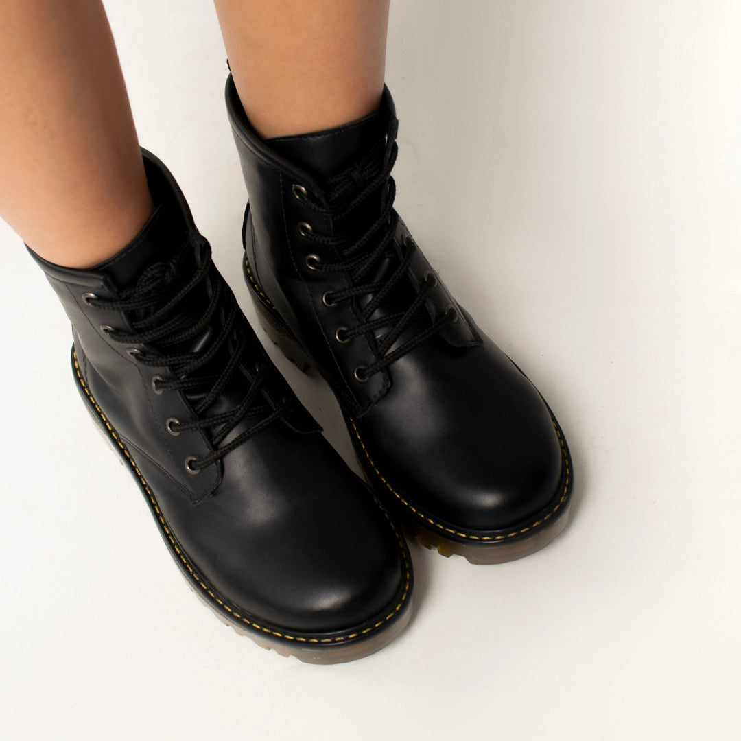BOOTS DR MARTIN