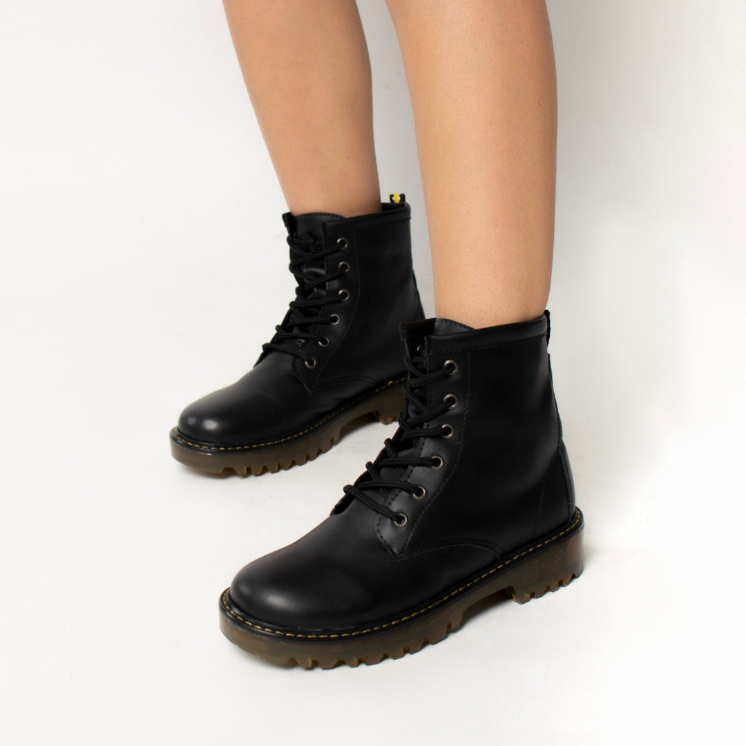 BOOTS DR MARTIN