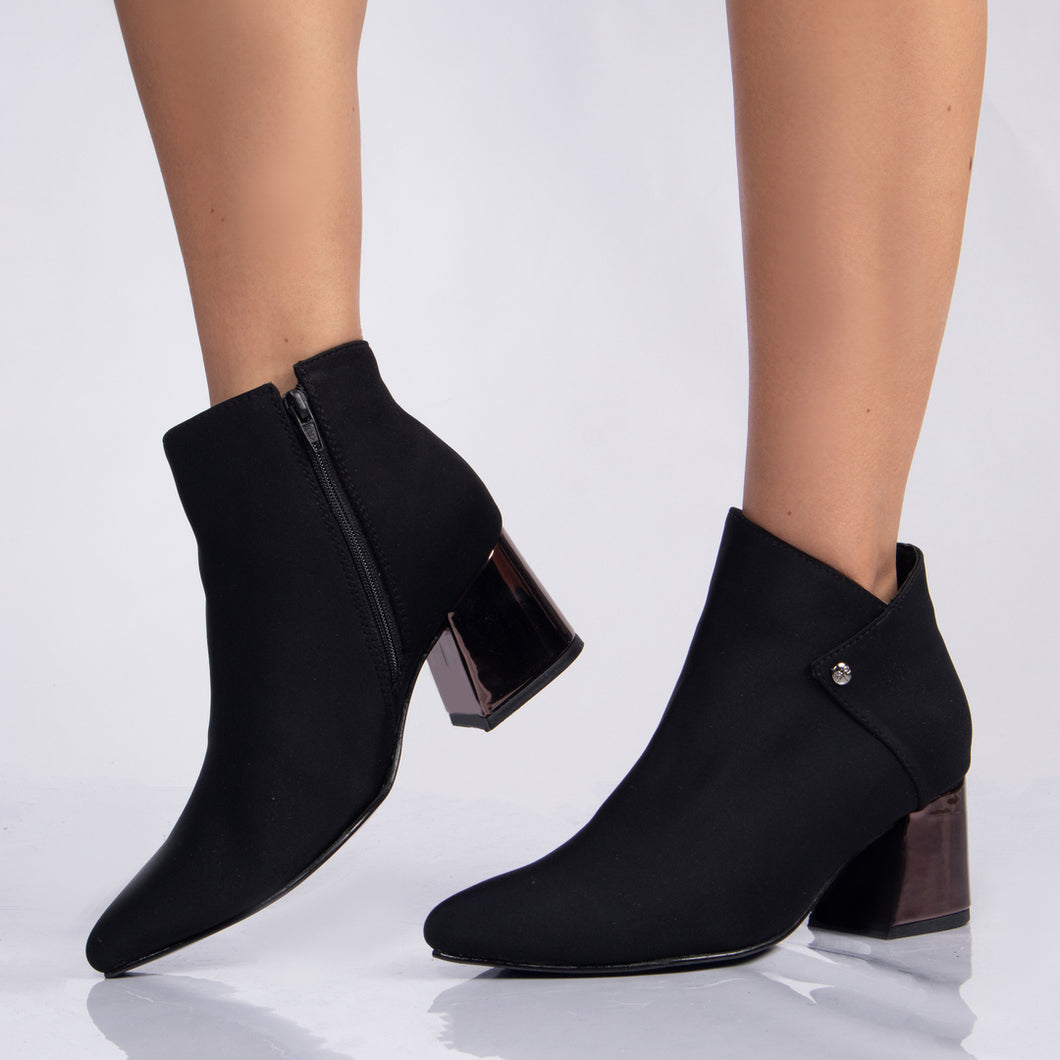 BOOTS 1152